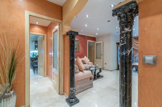 Piso de 3 habitaciones en Almuñécar en venta con garaje - 298.000 € (Ref: 9183818)