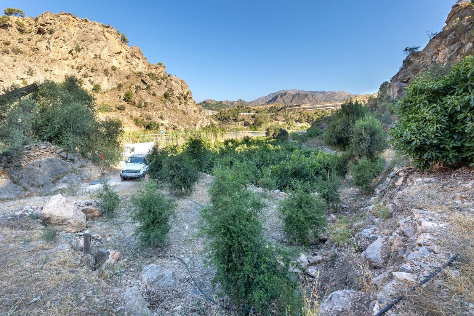 Rakentamaton maa myytävänä paikassa Velez de Benaudalla - 250 000 € (Ref: 9185646)