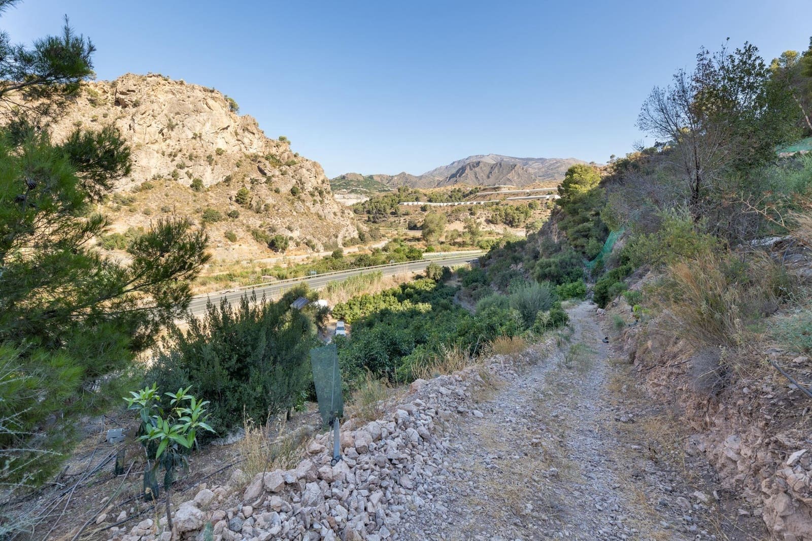 Rakentamaton maa myytävänä paikassa Velez de Benaudalla - 250 000 € (Ref: 9185646)