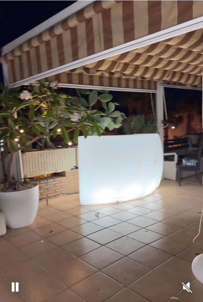 2 bedroom Apartment for rent in Almunecar with garage - € 900 (Ref: 9200673)