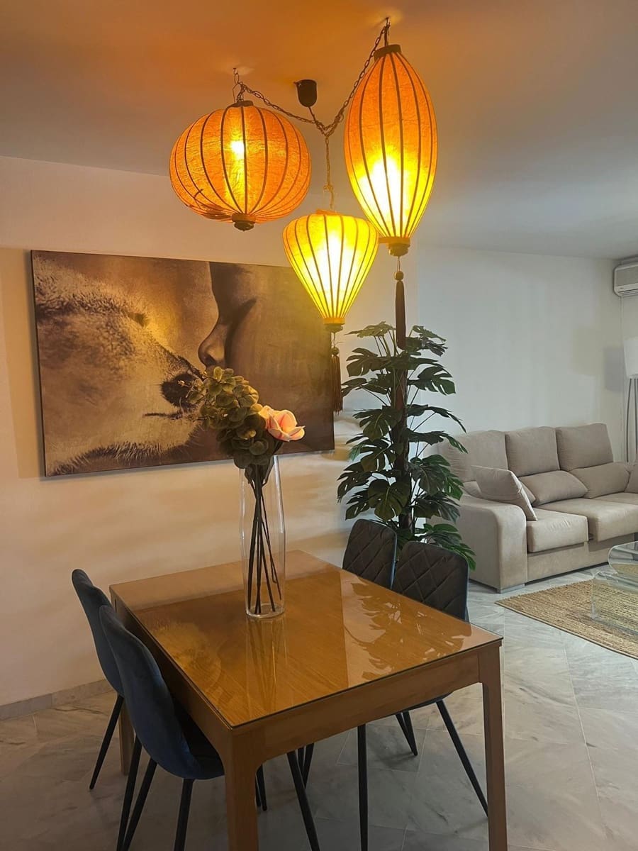 2 bedroom Apartment for rent in Almunecar with garage - € 900 (Ref: 9200673)