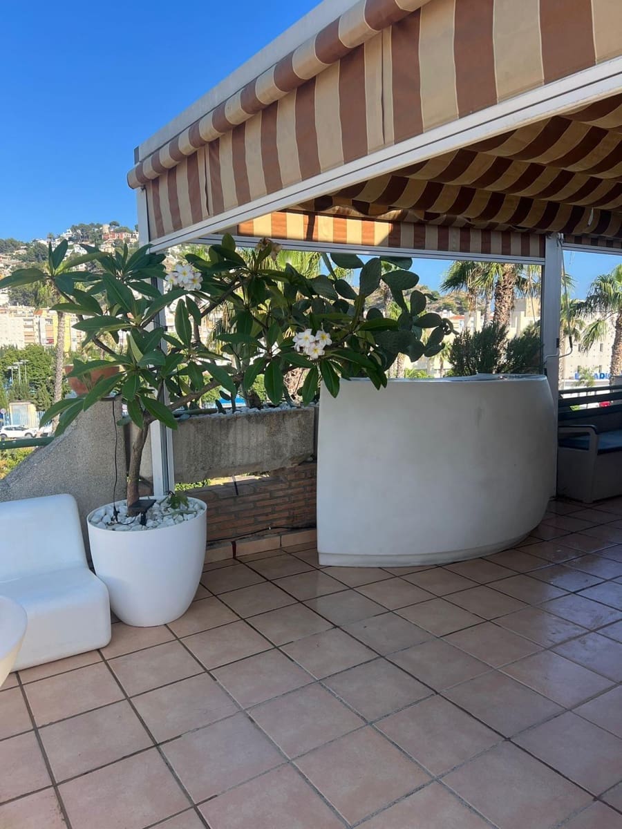 2 bedroom Apartment for rent in Almunecar with garage - € 900 (Ref: 9200673)