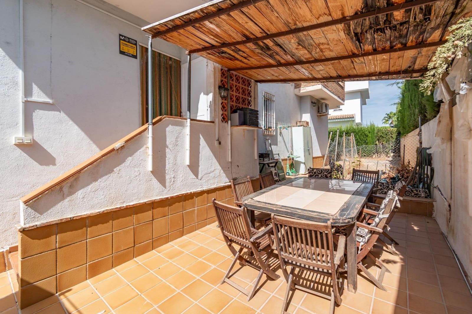 4 soveværelse Villa til salg i Otura med swimmingpool - € 398.000 (Ref: 9269964)