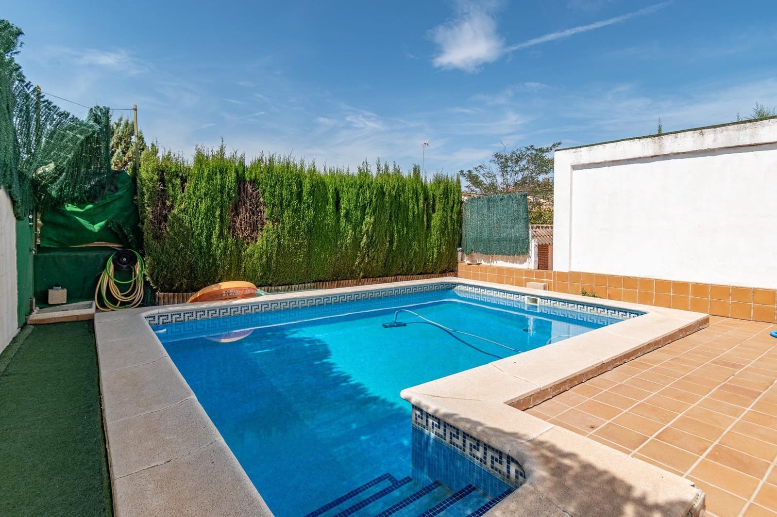 4 soveværelse Villa til salg i Otura med swimmingpool - € 398.000 (Ref: 9269964)