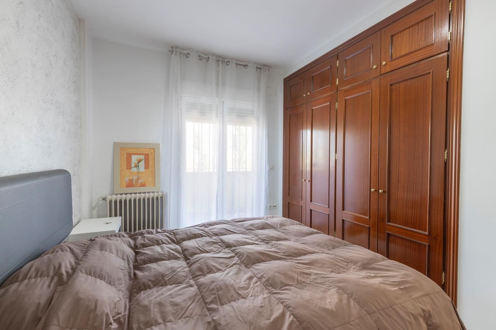 3 soveværelse Rækkehus til salg i Granada by med garage - € 299.900 (Ref: 9338481)