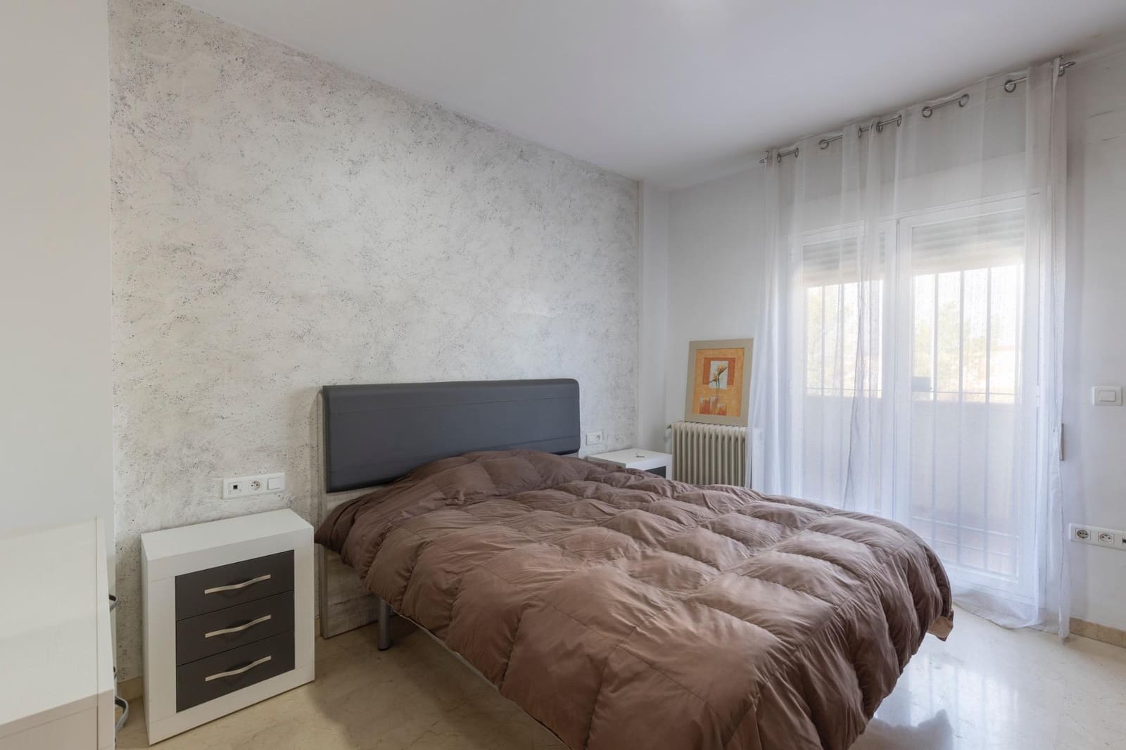 3 soveværelse Rækkehus til salg i Granada by med garage - € 299.900 (Ref: 9338481)