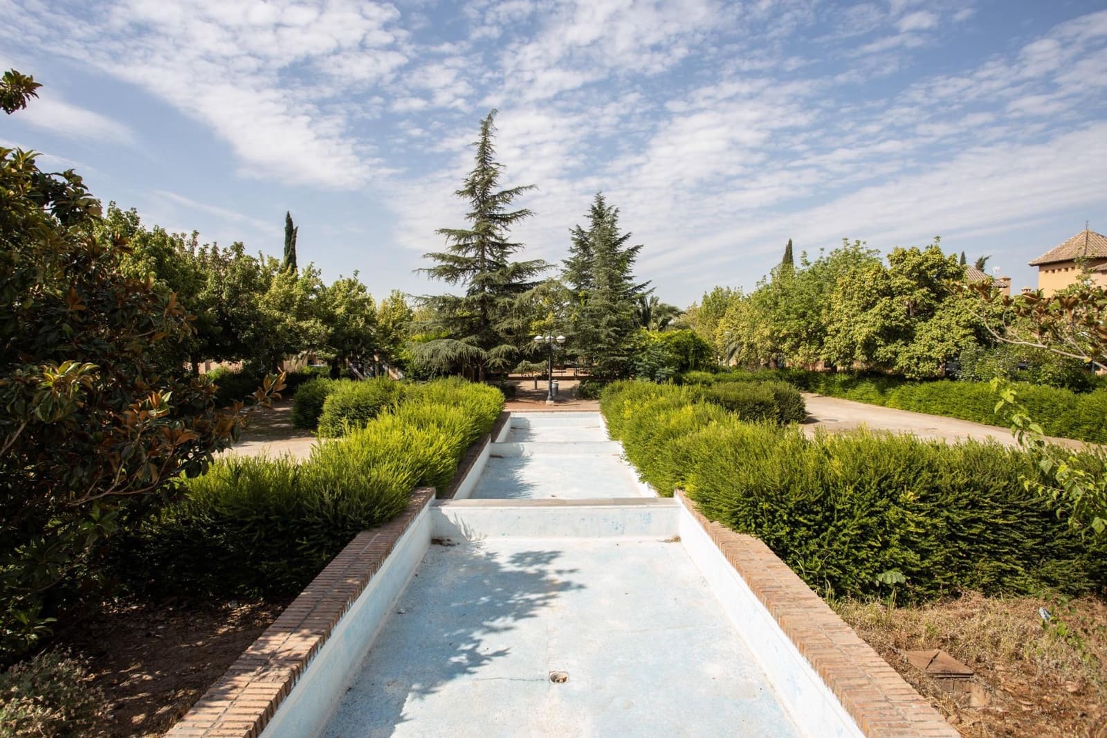 3 soveværelse Rækkehus til salg i Granada by med garage - € 299.900 (Ref: 9338481)