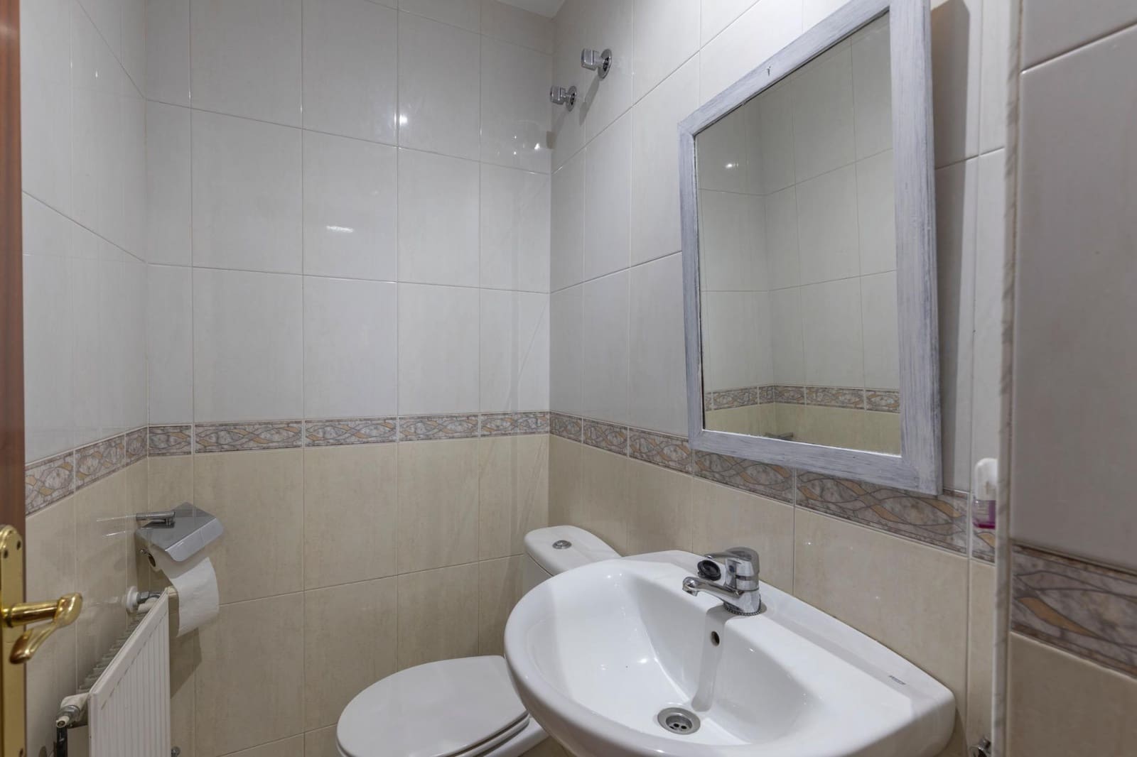 3 soveværelse Rækkehus til salg i Granada by med garage - € 299.900 (Ref: 9338481)