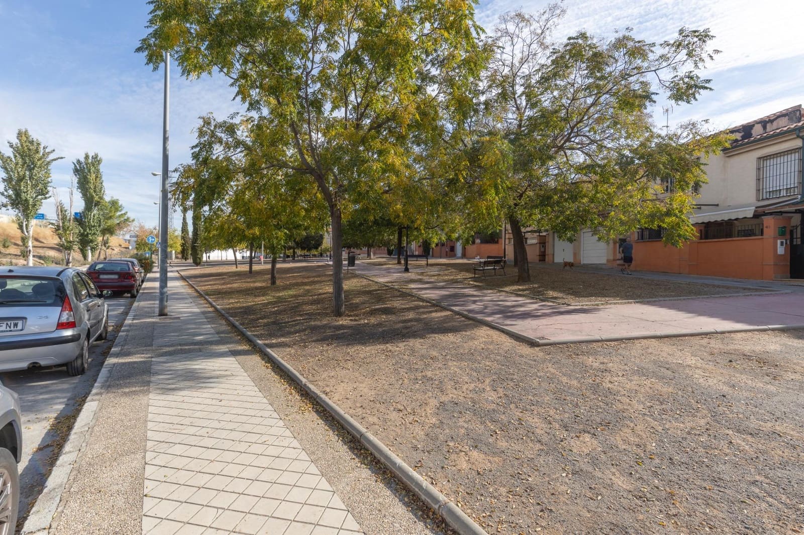 3 soveværelse Rækkehus til salg i Granada by med garage - € 299.900 (Ref: 9338481)