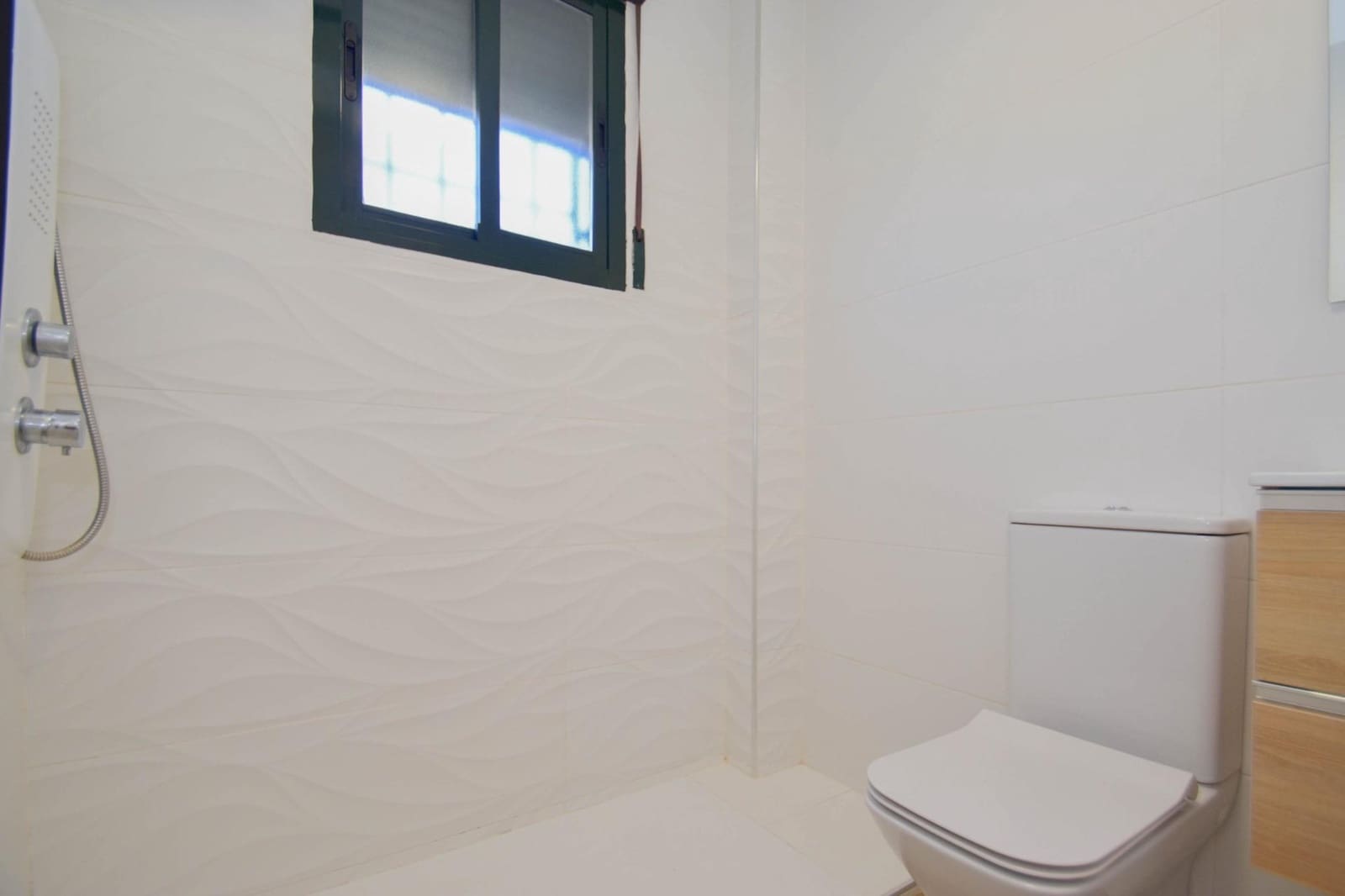 1 bedroom Apartment for sale in Las Gabias with garage - € 89,990 (Ref: 9353775)