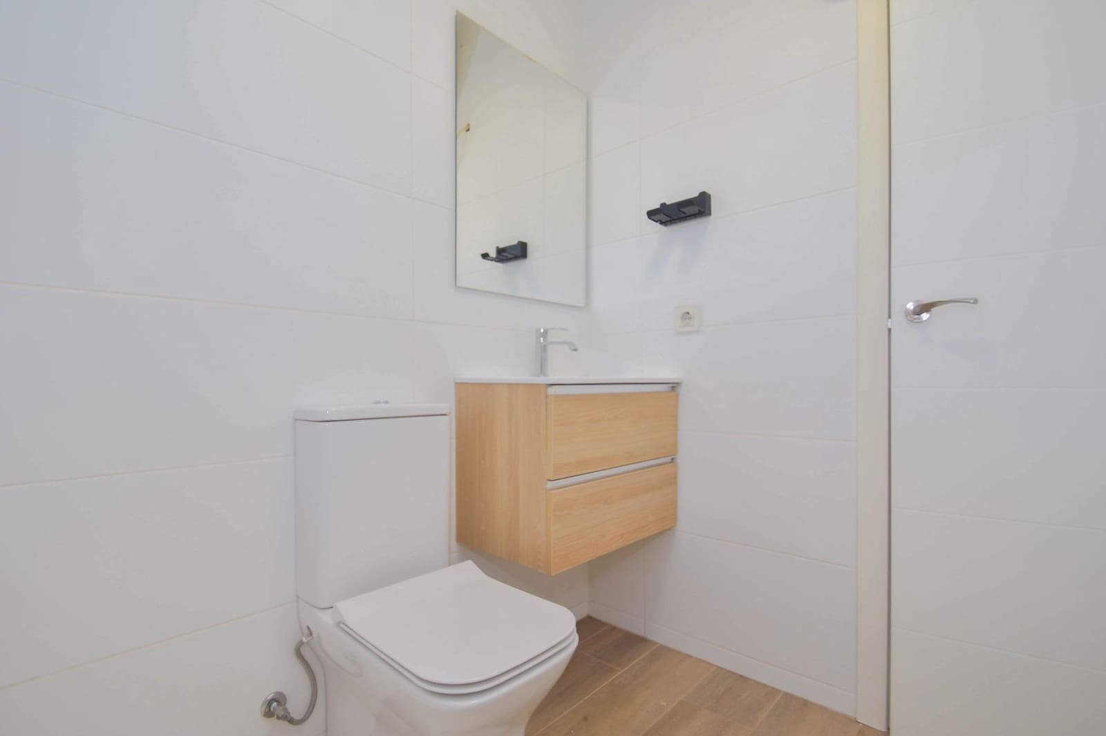 1 bedroom Apartment for sale in Las Gabias with garage - € 89,990 (Ref: 9353775)