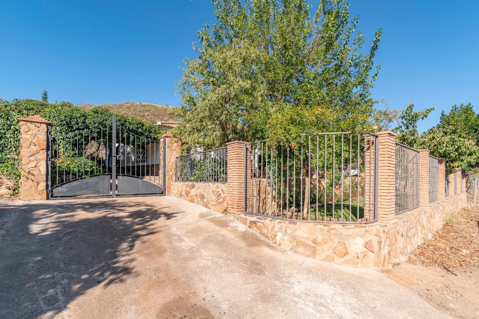 3 slaapkamer Finca/Landhuis te koop in La Peza - € 149.900 (Ref: 9353776)