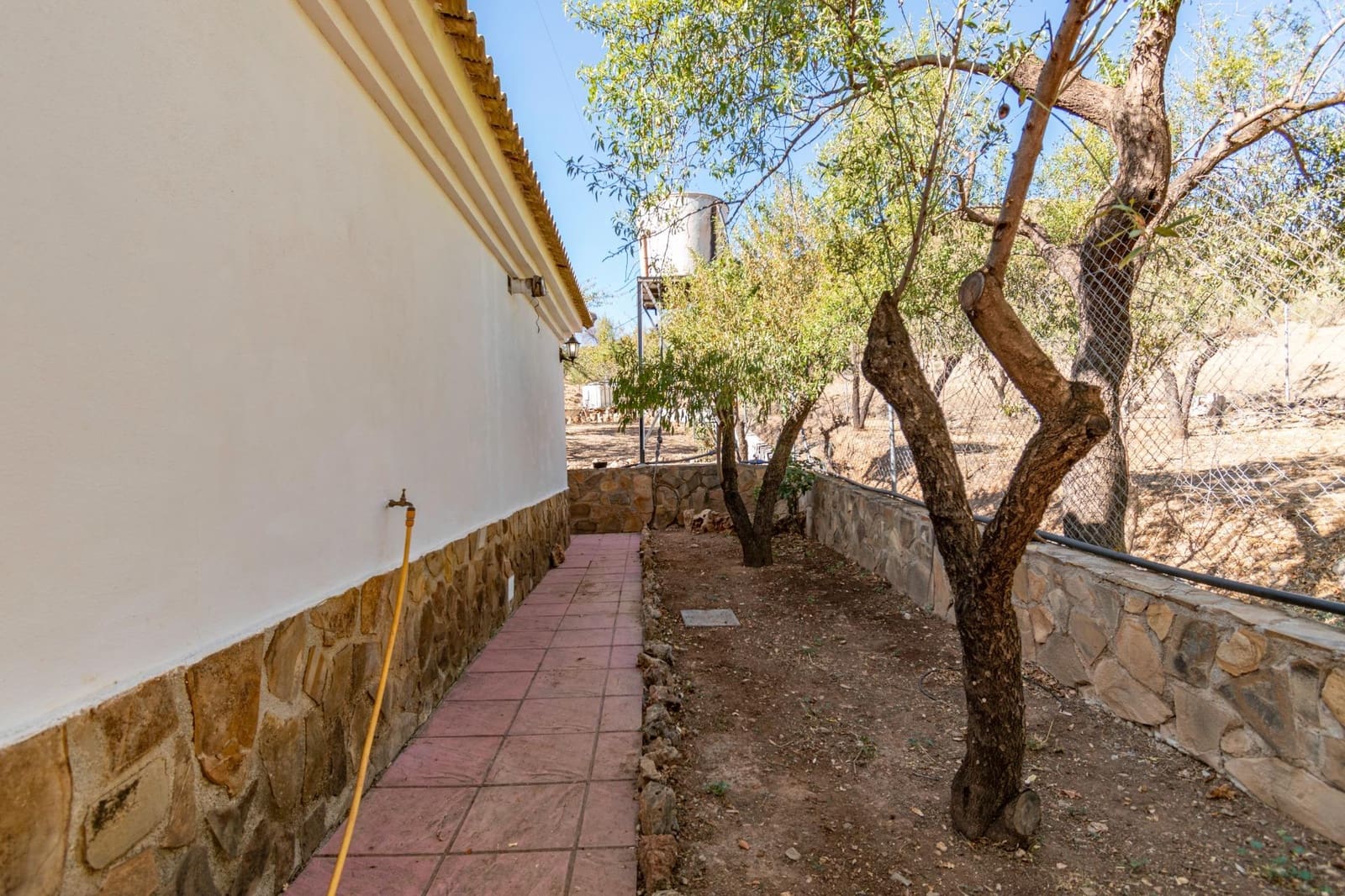 3 slaapkamer Finca/Landhuis te koop in La Peza - € 149.900 (Ref: 9353776)