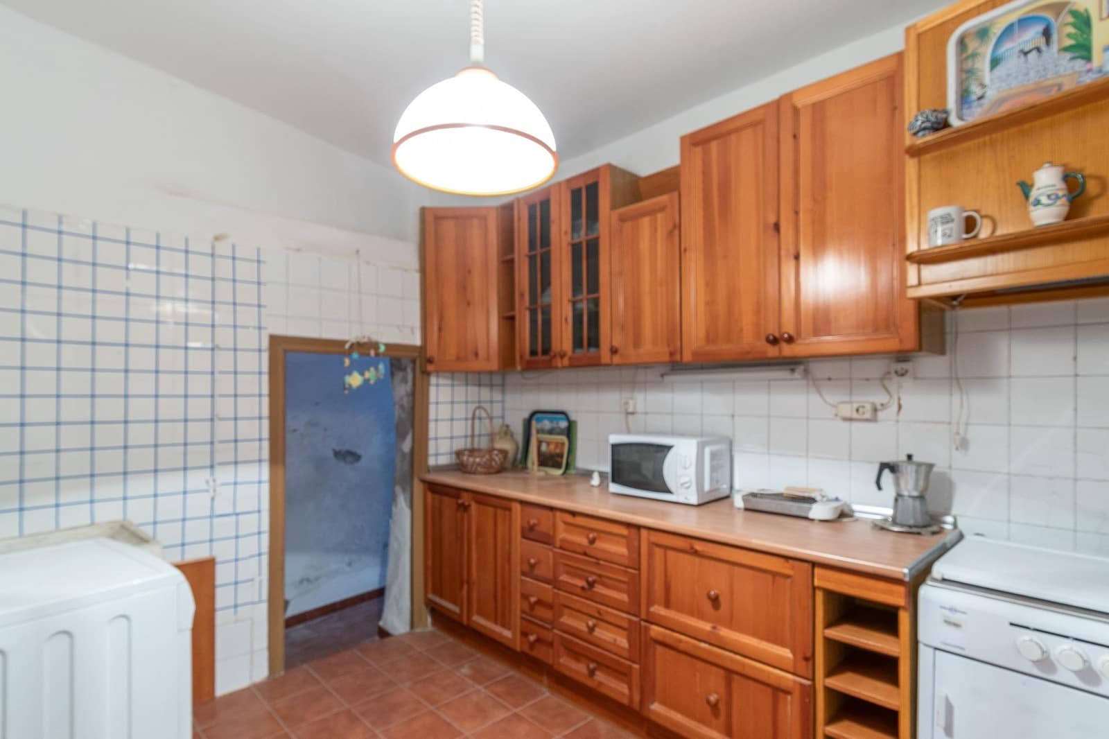 6 soveværelse Byhus til salg i Orgiva - € 119.900 (Ref: 9353777)