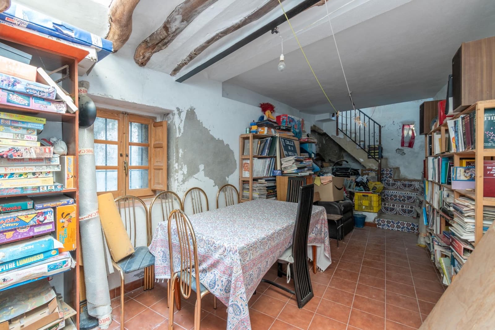 6 soveværelse Byhus til salg i Orgiva - € 119.900 (Ref: 9353777)