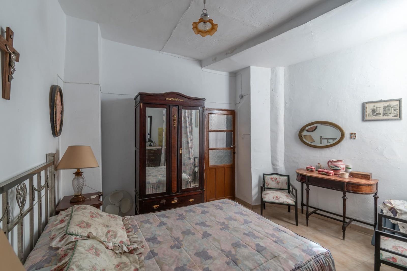 6 soveværelse Byhus til salg i Orgiva - € 119.900 (Ref: 9353777)