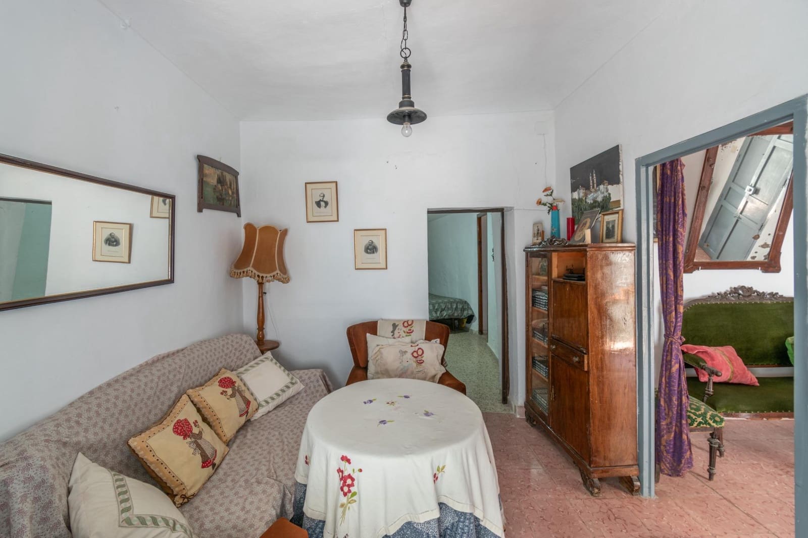 6 soveværelse Byhus til salg i Orgiva - € 119.900 (Ref: 9353777)