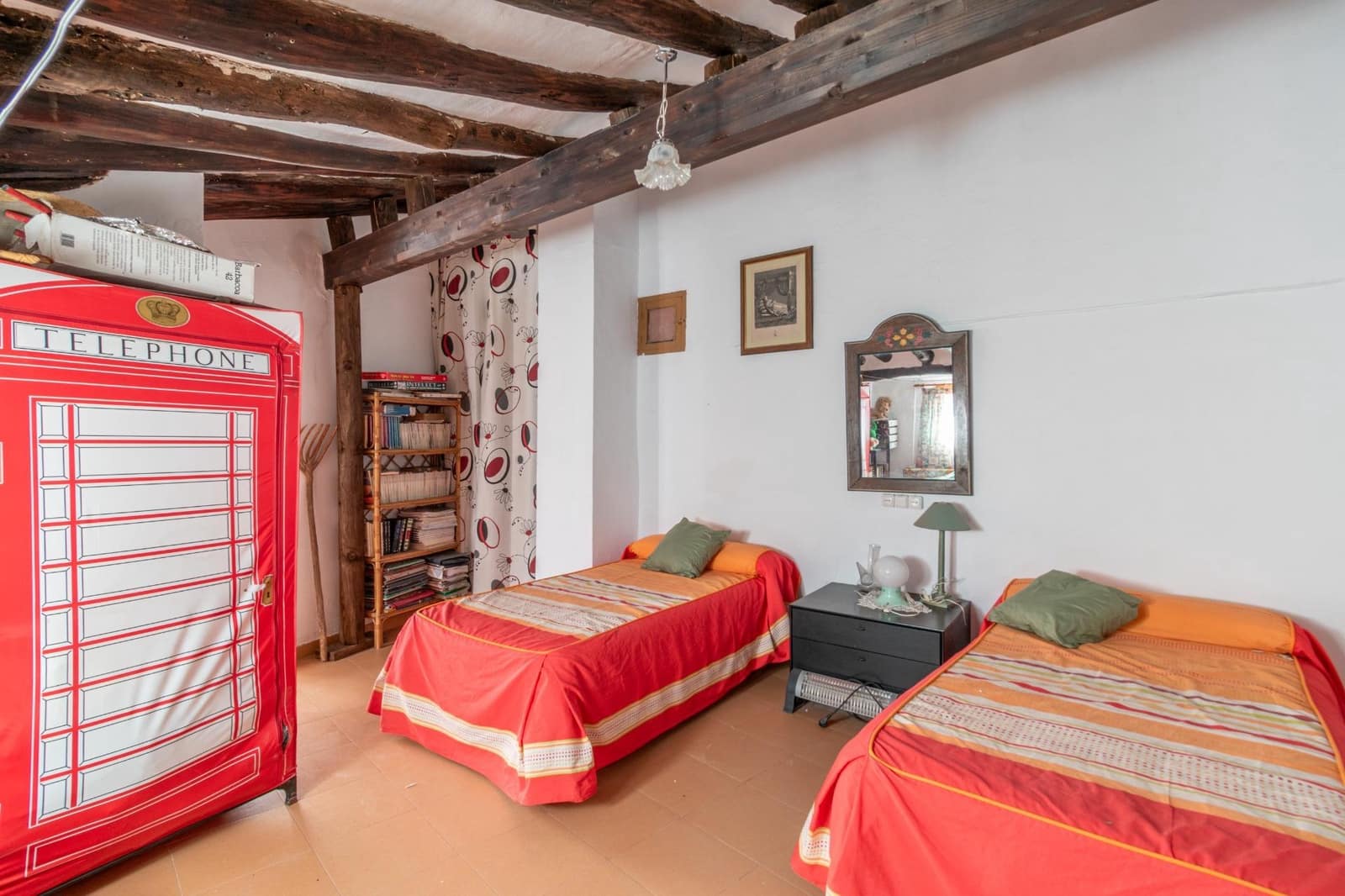 6 soveværelse Byhus til salg i Orgiva - € 119.900 (Ref: 9353777)