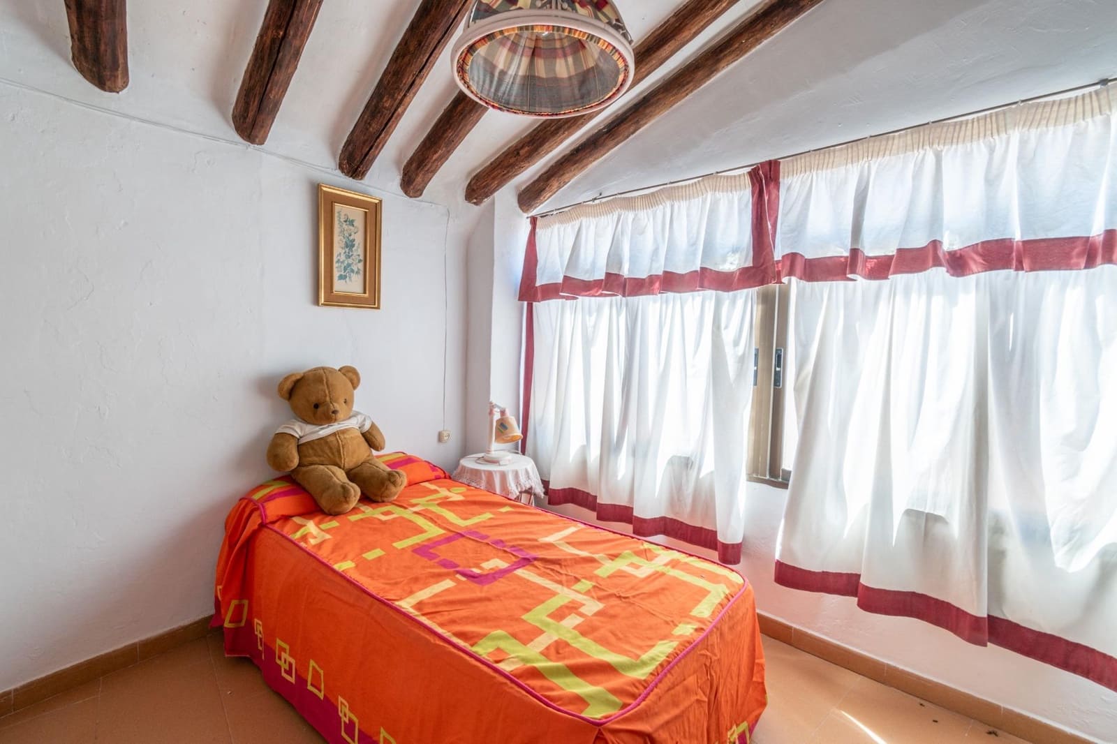 6 soveværelse Byhus til salg i Orgiva - € 119.900 (Ref: 9353777)