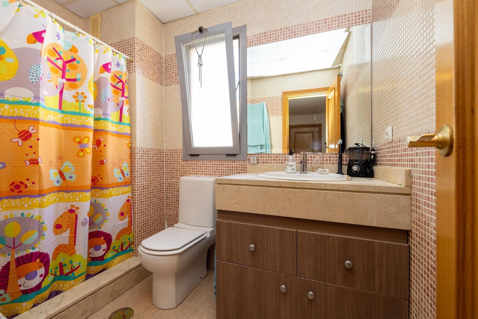 2 soveværelse Lejlighed til salg i Granada by med swimmingpool - € 349.000 (Ref: 9374634)