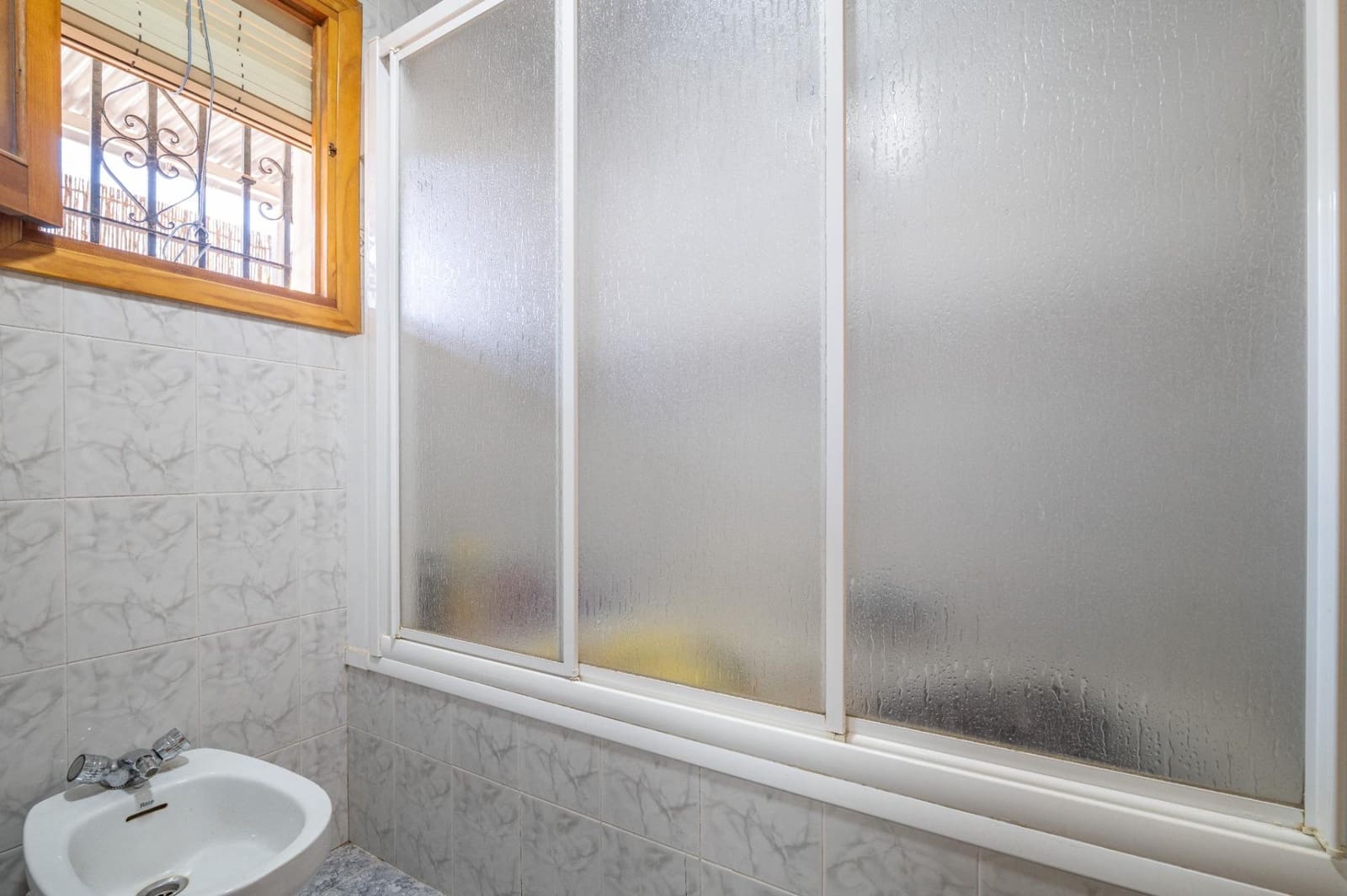 3 soveværelse Finca/Landehus til salg i Velez de Benaudalla med garage - € 240.000 (Ref: 9409289)