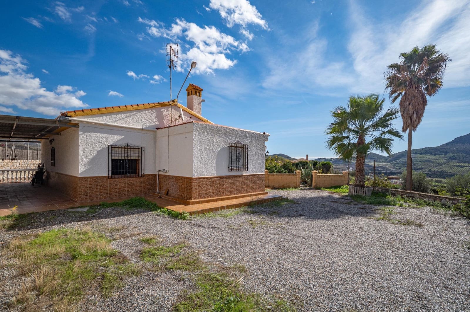 3 soveværelse Finca/Landehus til salg i Velez de Benaudalla med garage - € 240.000 (Ref: 9409289)