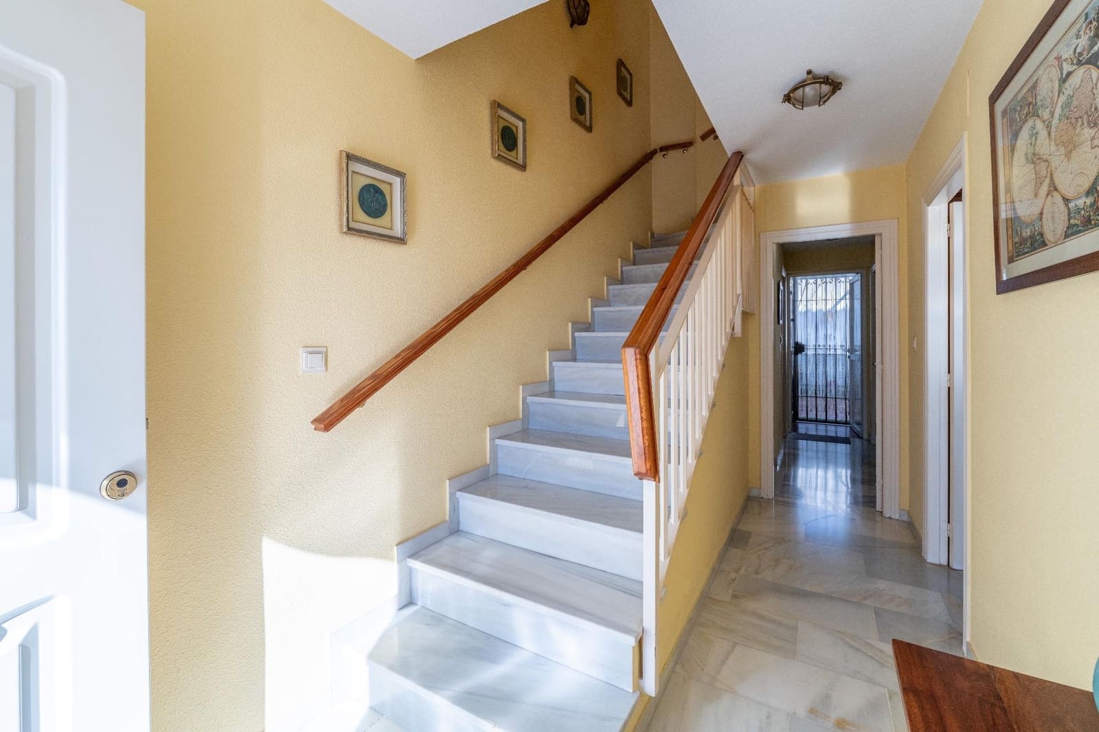 3 sypialnia Dom szeregowy na sprzedaż w Chilches z basenem garażem - 459 000 € (Ref: 9414292)