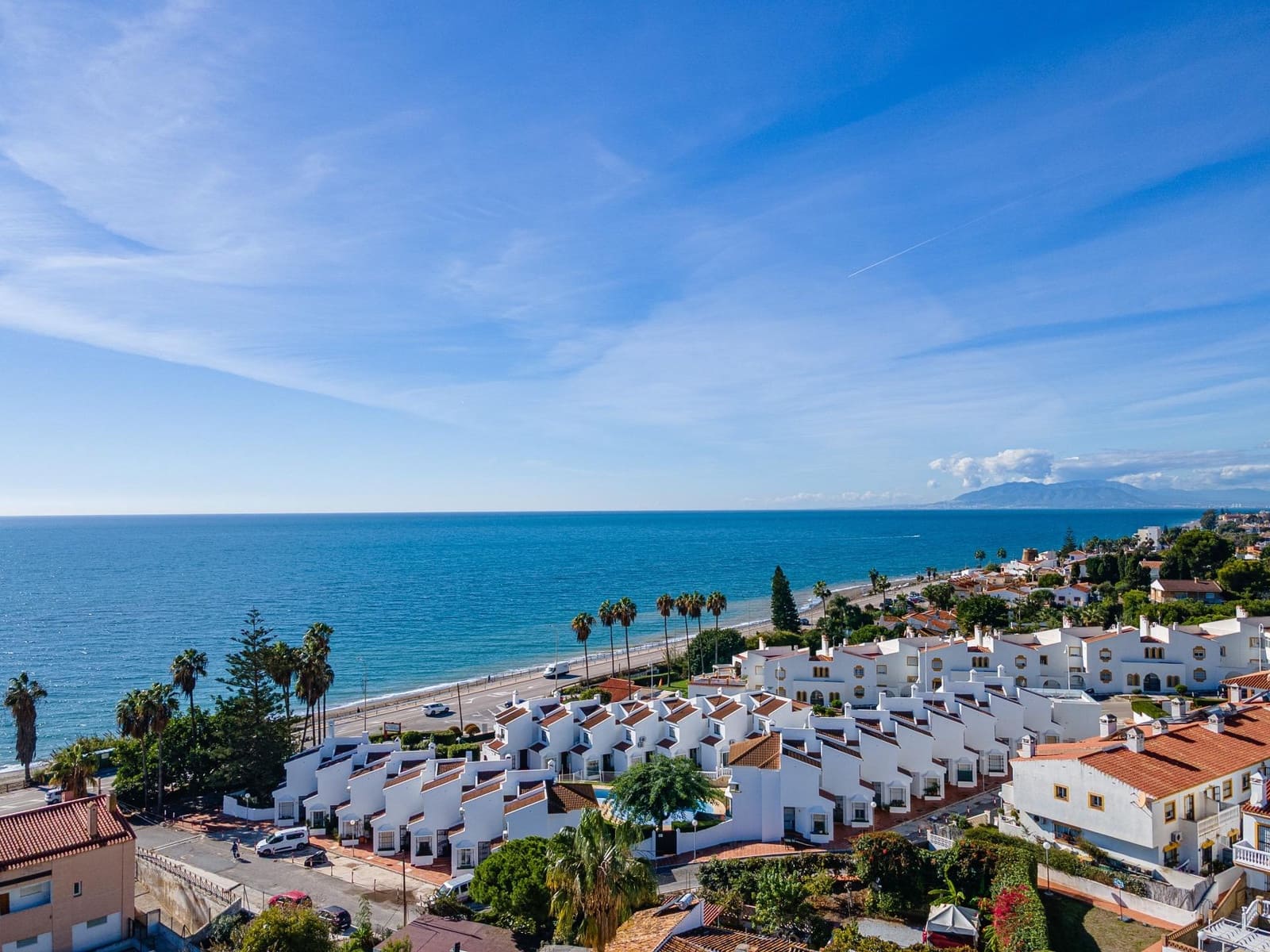 3 sypialnia Dom szeregowy na sprzedaż w Chilches z basenem garażem - 459 000 € (Ref: 9414292)