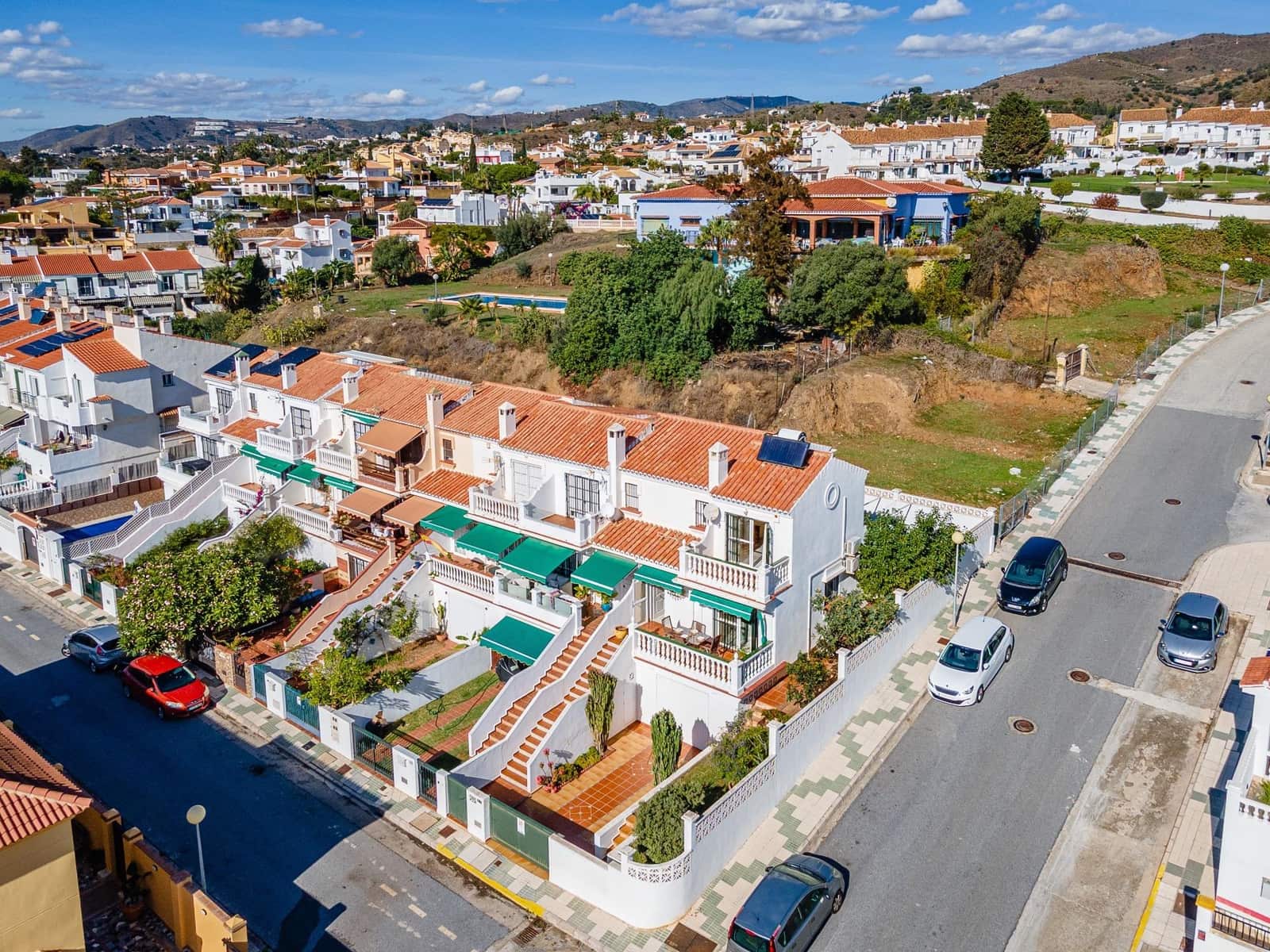 3 sypialnia Dom szeregowy na sprzedaż w Chilches z basenem garażem - 459 000 € (Ref: 9414292)