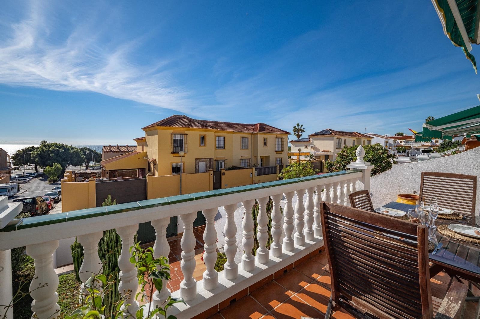 3 sypialnia Dom szeregowy na sprzedaż w Chilches z basenem garażem - 459 000 € (Ref: 9414292)