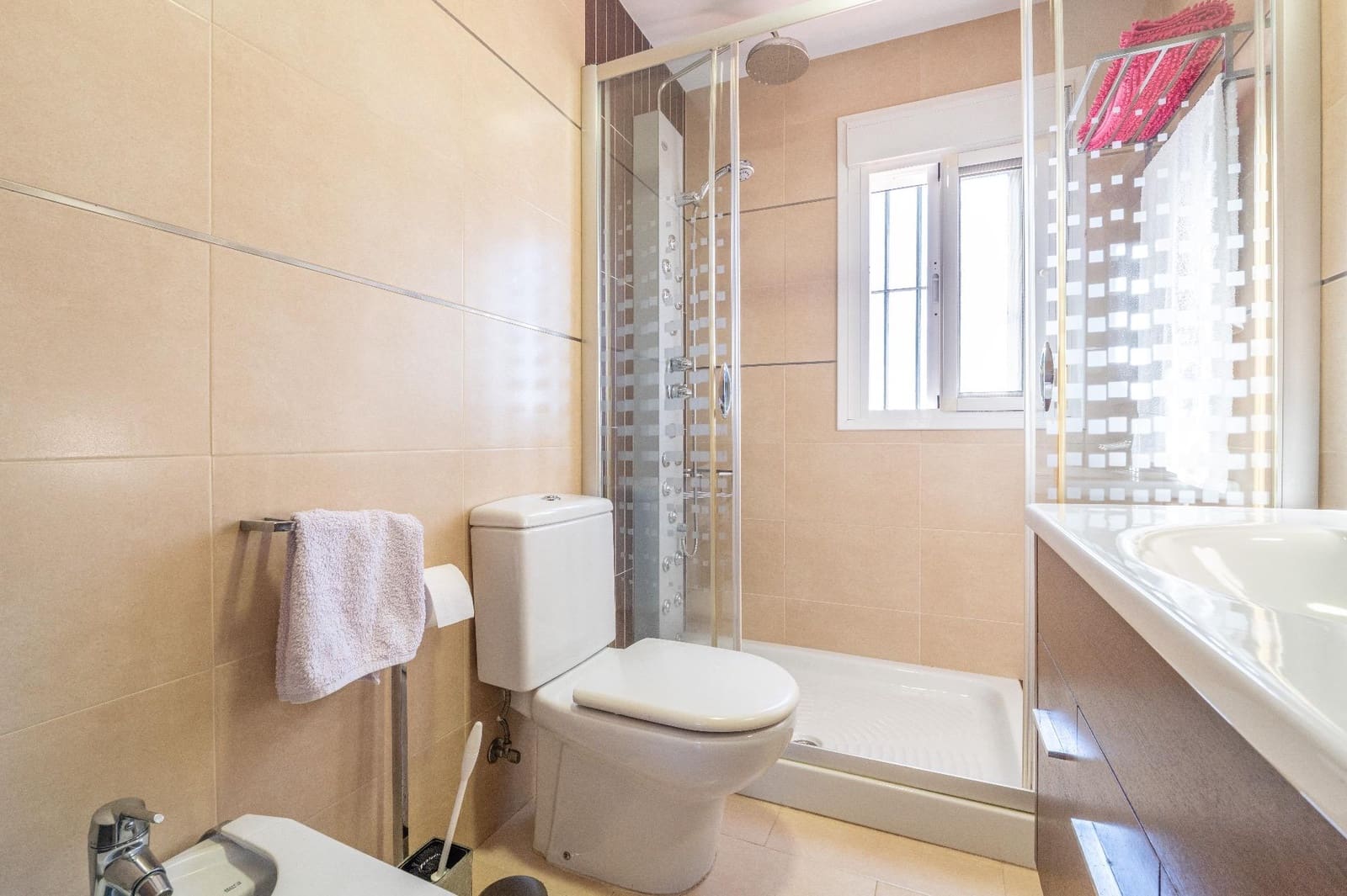 3 sypialnia Dom szeregowy na sprzedaż w Chilches z basenem garażem - 459 000 € (Ref: 9414292)