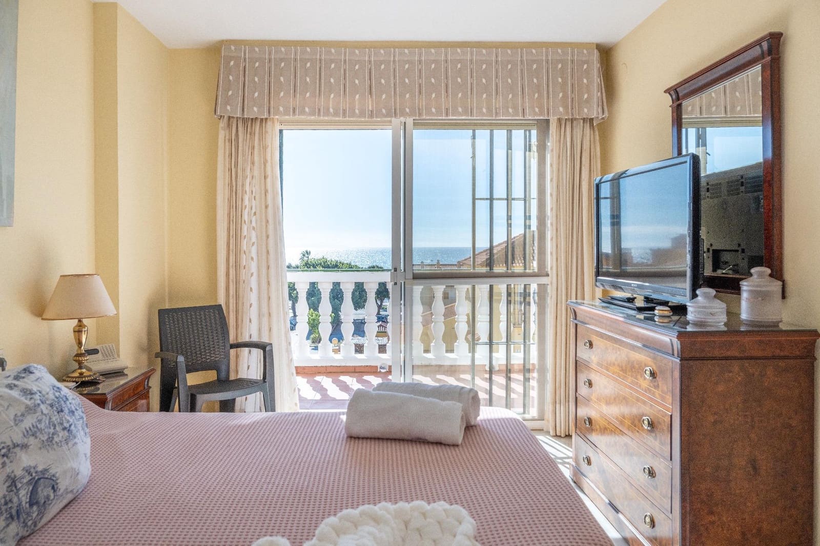 3 sypialnia Dom szeregowy na sprzedaż w Chilches z basenem garażem - 459 000 € (Ref: 9414292)