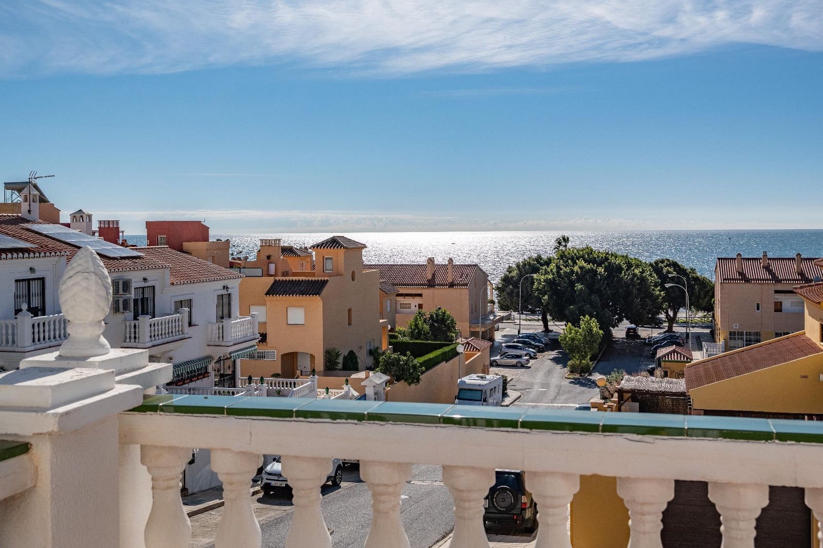 3 sypialnia Dom szeregowy na sprzedaż w Chilches z basenem garażem - 459 000 € (Ref: 9414292)