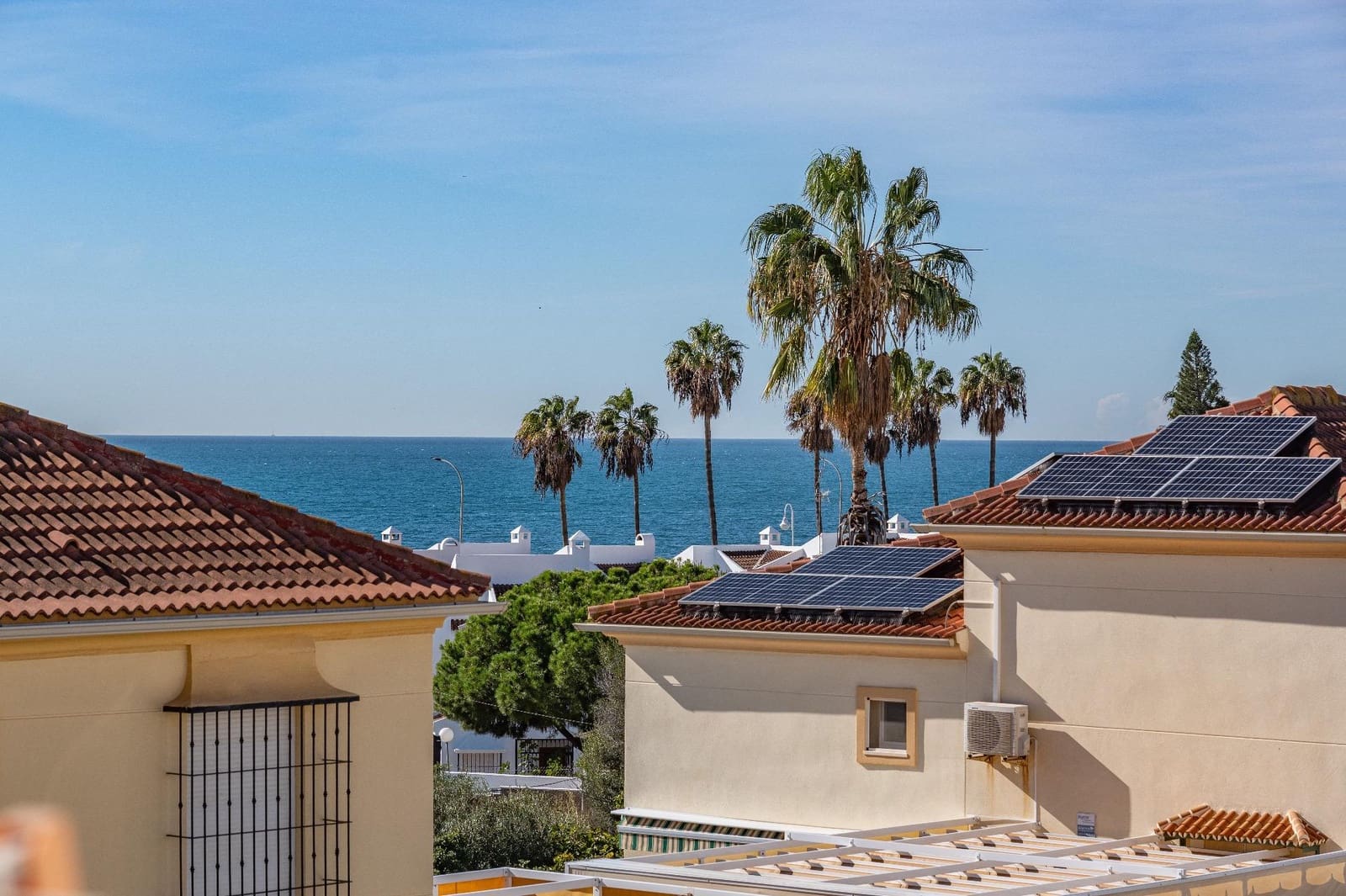 3 sypialnia Dom szeregowy na sprzedaż w Chilches z basenem garażem - 459 000 € (Ref: 9414292)