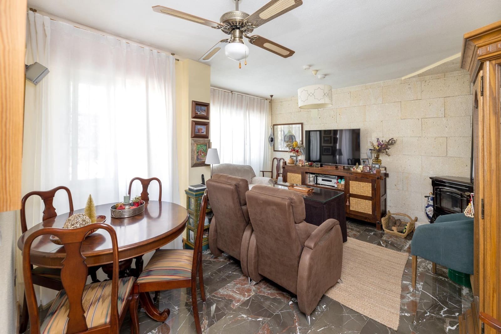 4 sypialnia Dom szeregowy na sprzedaż w Huetor Vega - 245 000 € (Ref: 9450456)