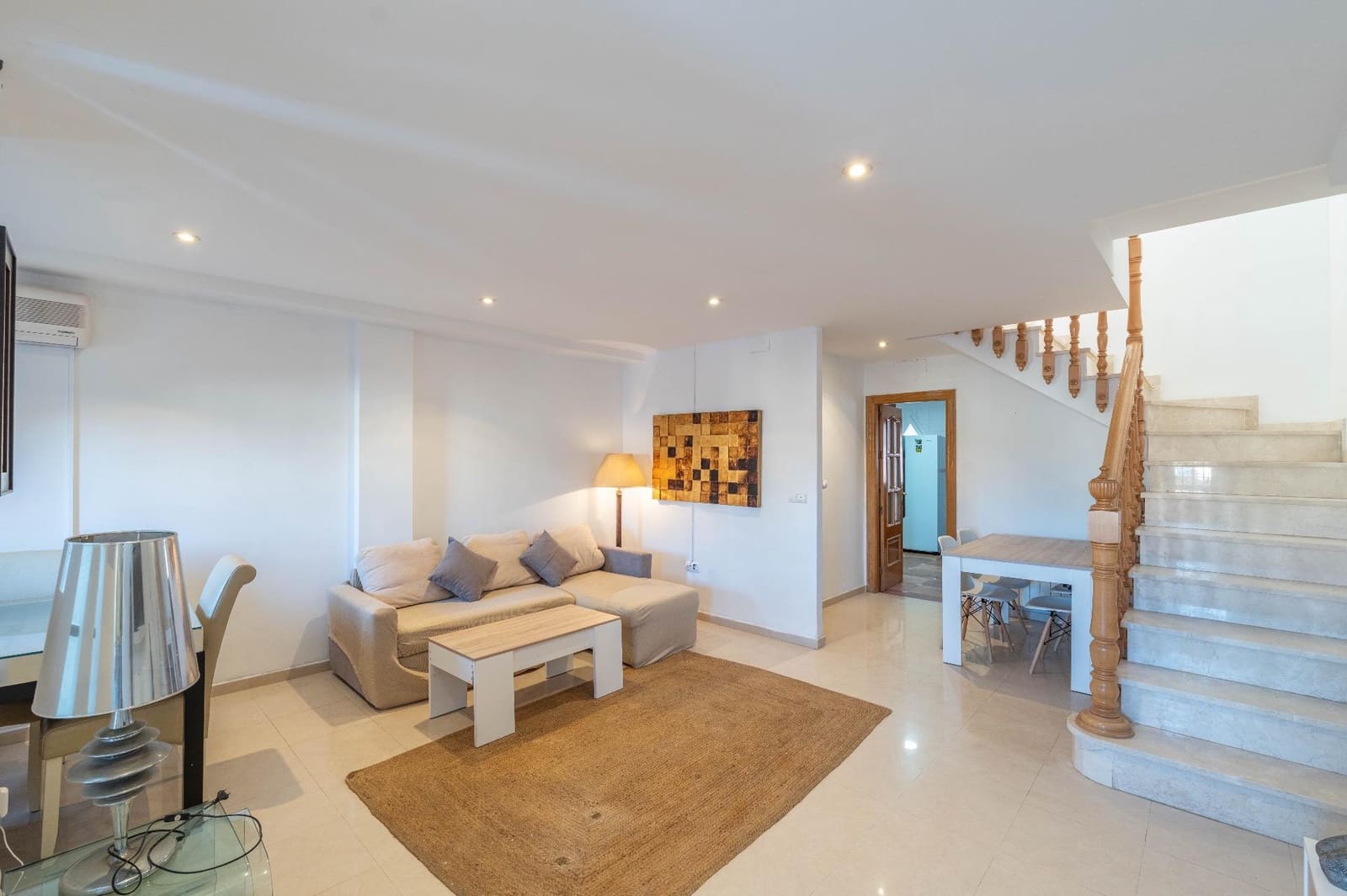 3 bedroom Terraced Villa for rent in Las Gabias with garage - € 950 (Ref: 9470609)