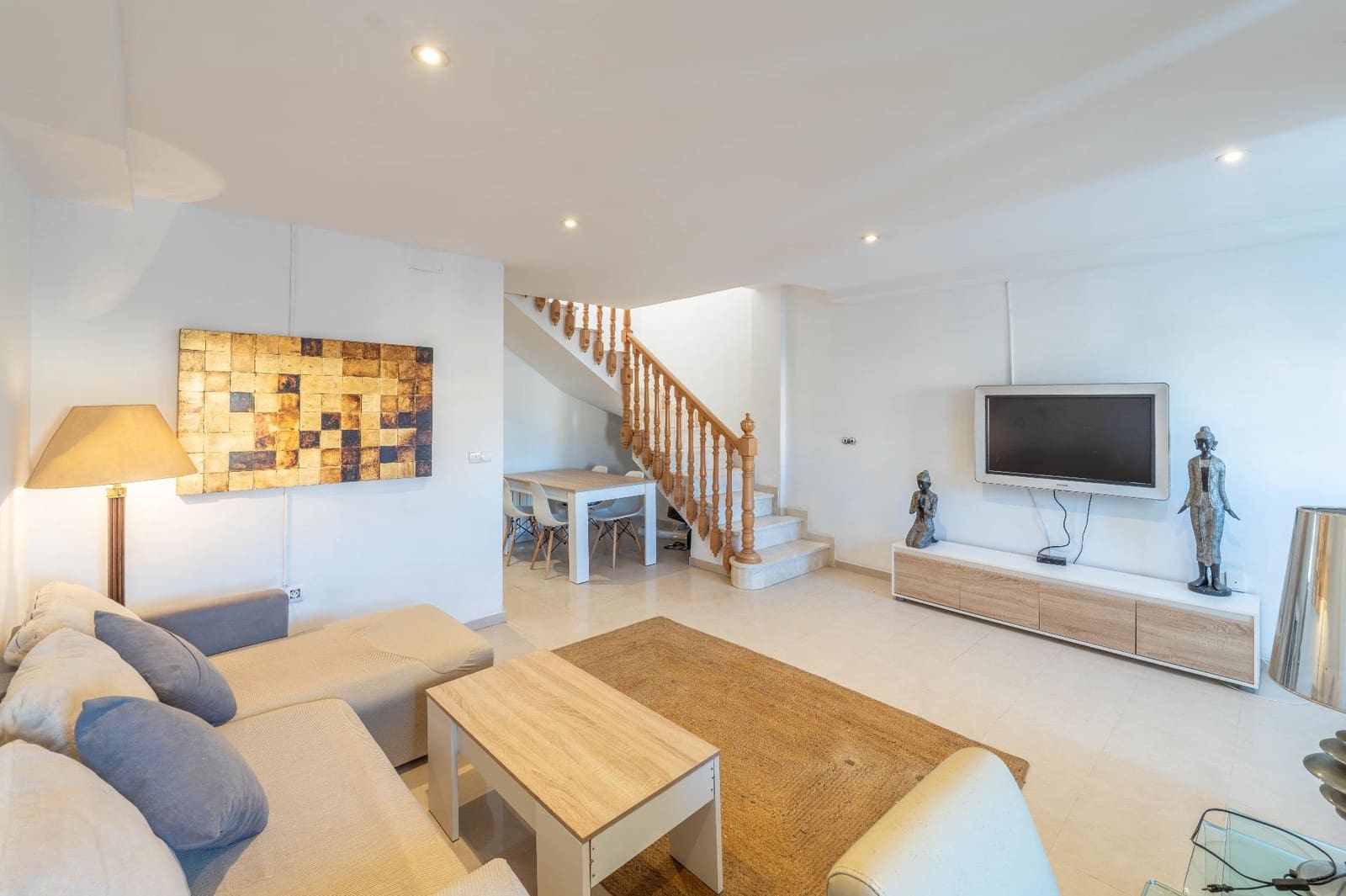 3 bedroom Terraced Villa for rent in Las Gabias with garage - € 950 (Ref: 9470609)