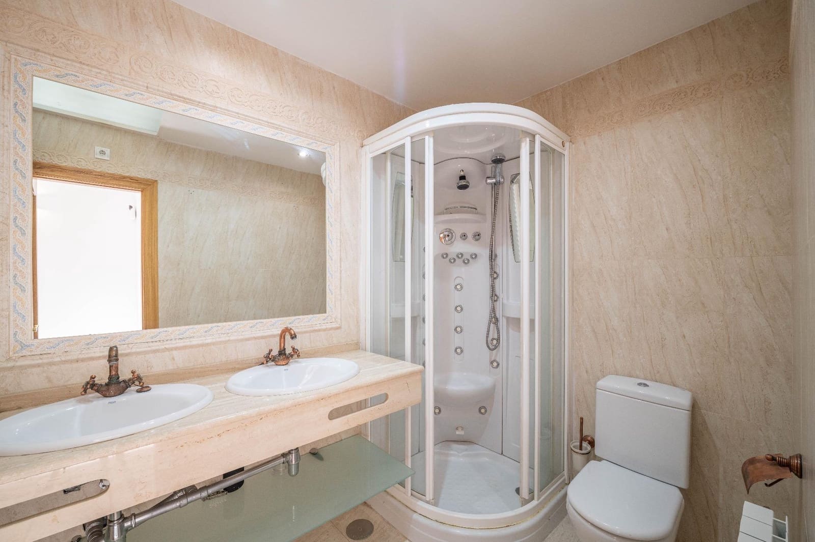 3 bedroom Terraced Villa for rent in Las Gabias with garage - € 950 (Ref: 9470609)