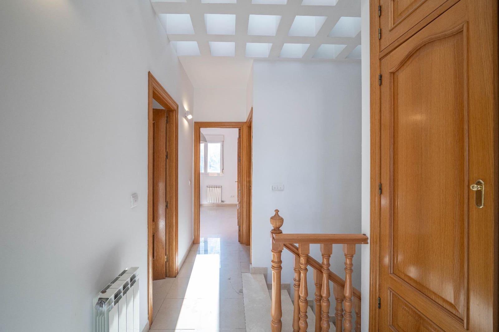 3 bedroom Terraced Villa for rent in Las Gabias with garage - € 950 (Ref: 9470609)