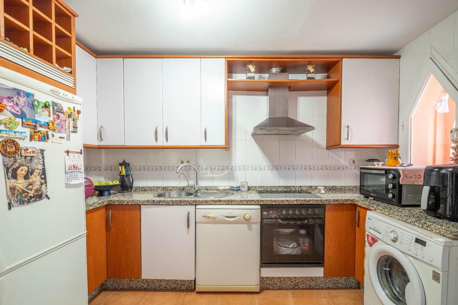 3 makuuhuone Rivitalo myytävänä paikassa Las Gabias mukana 
autotalli - 235 000 € (Ref: 9470610)