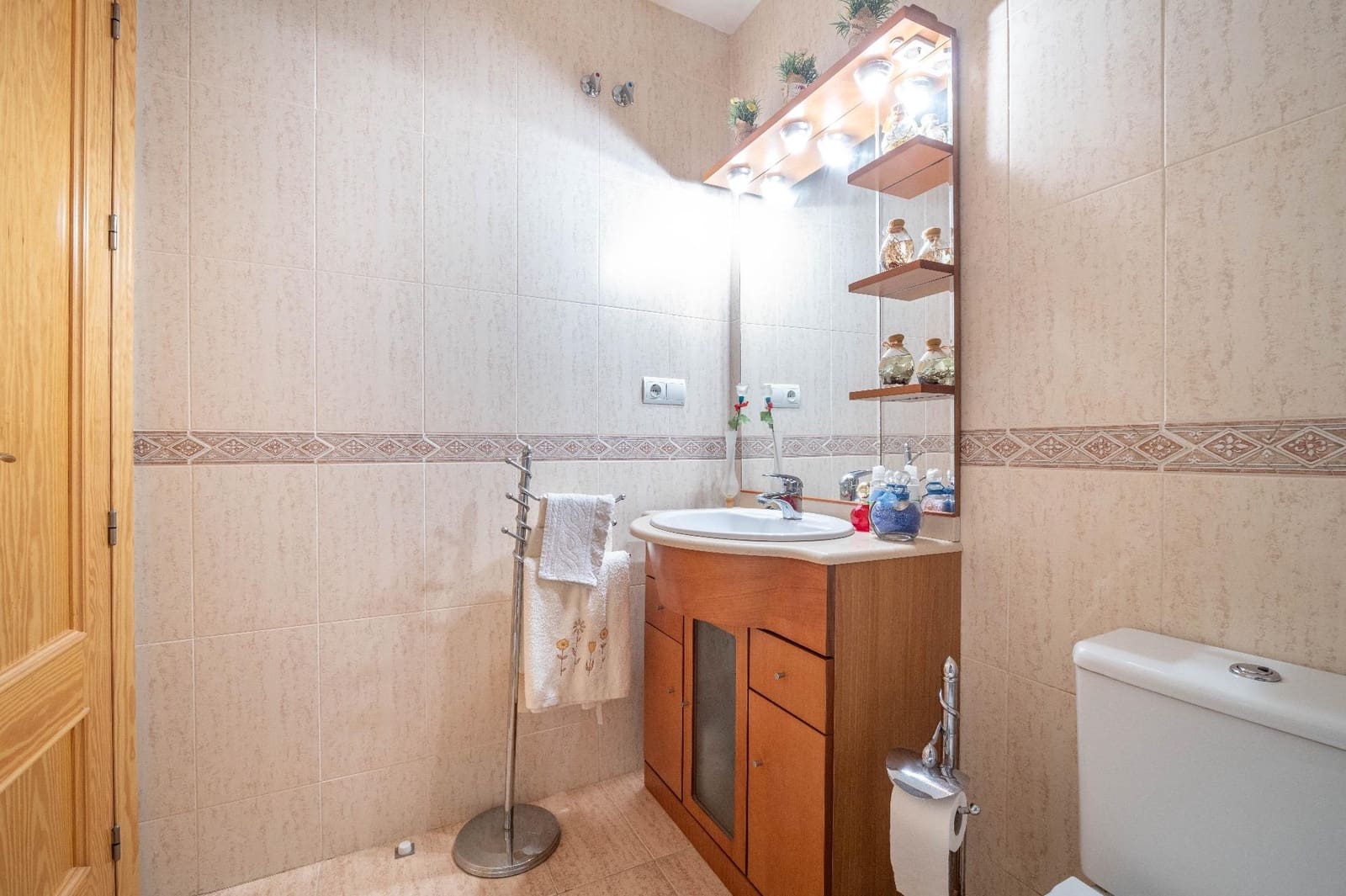 3 makuuhuone Rivitalo myytävänä paikassa Las Gabias mukana 
autotalli - 235 000 € (Ref: 9470610)