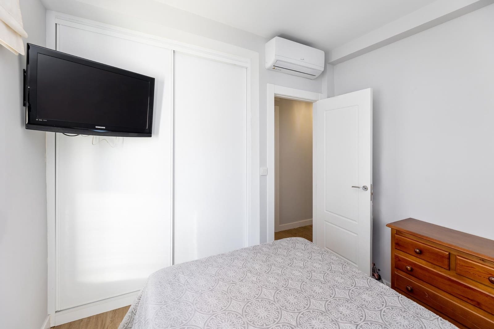 4 Zimmer Haus zu verkaufen in Granada Stadt - 465.000 € (Ref: 9470611)