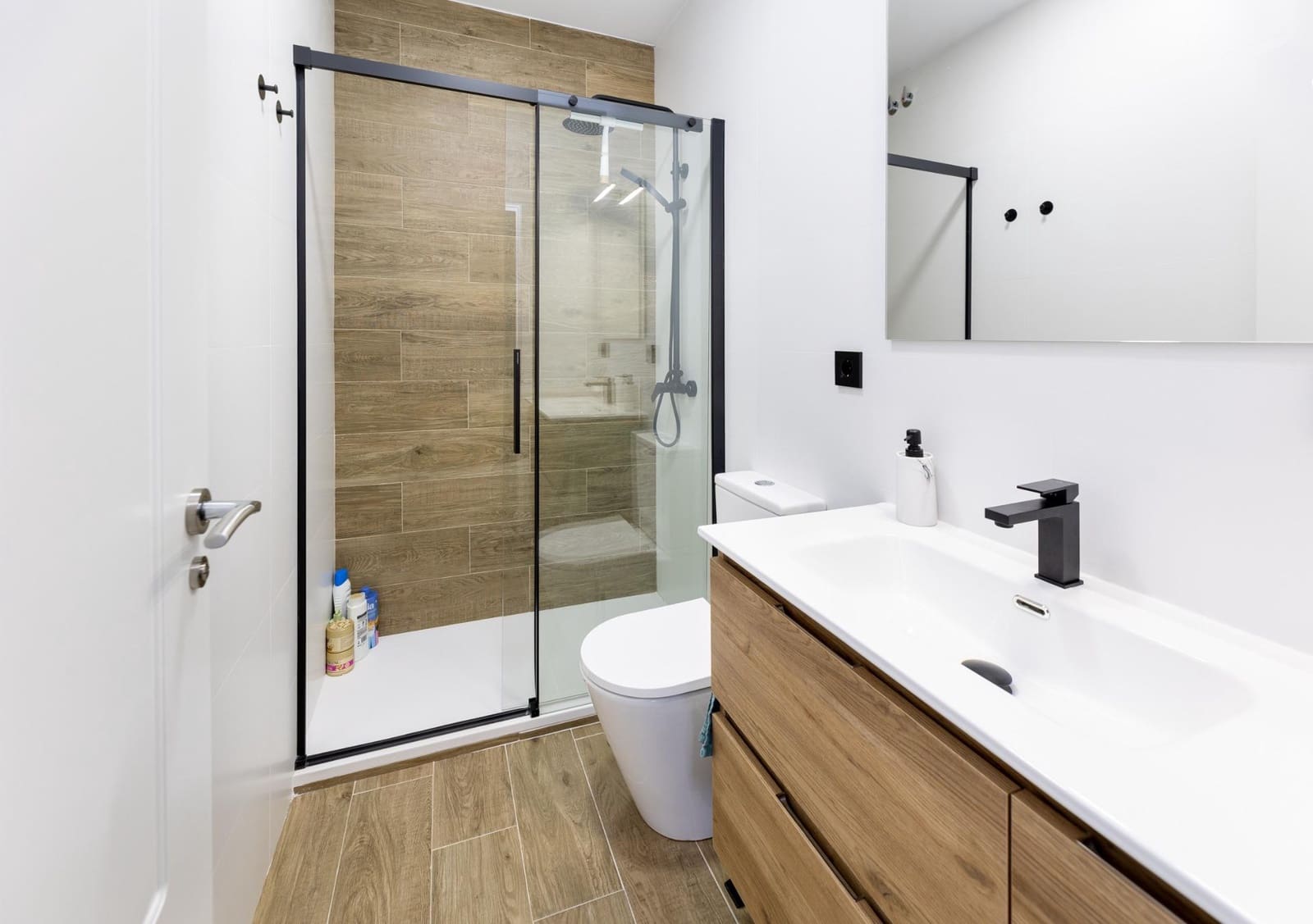 4 Zimmer Haus zu verkaufen in Granada Stadt - 465.000 € (Ref: 9470611)