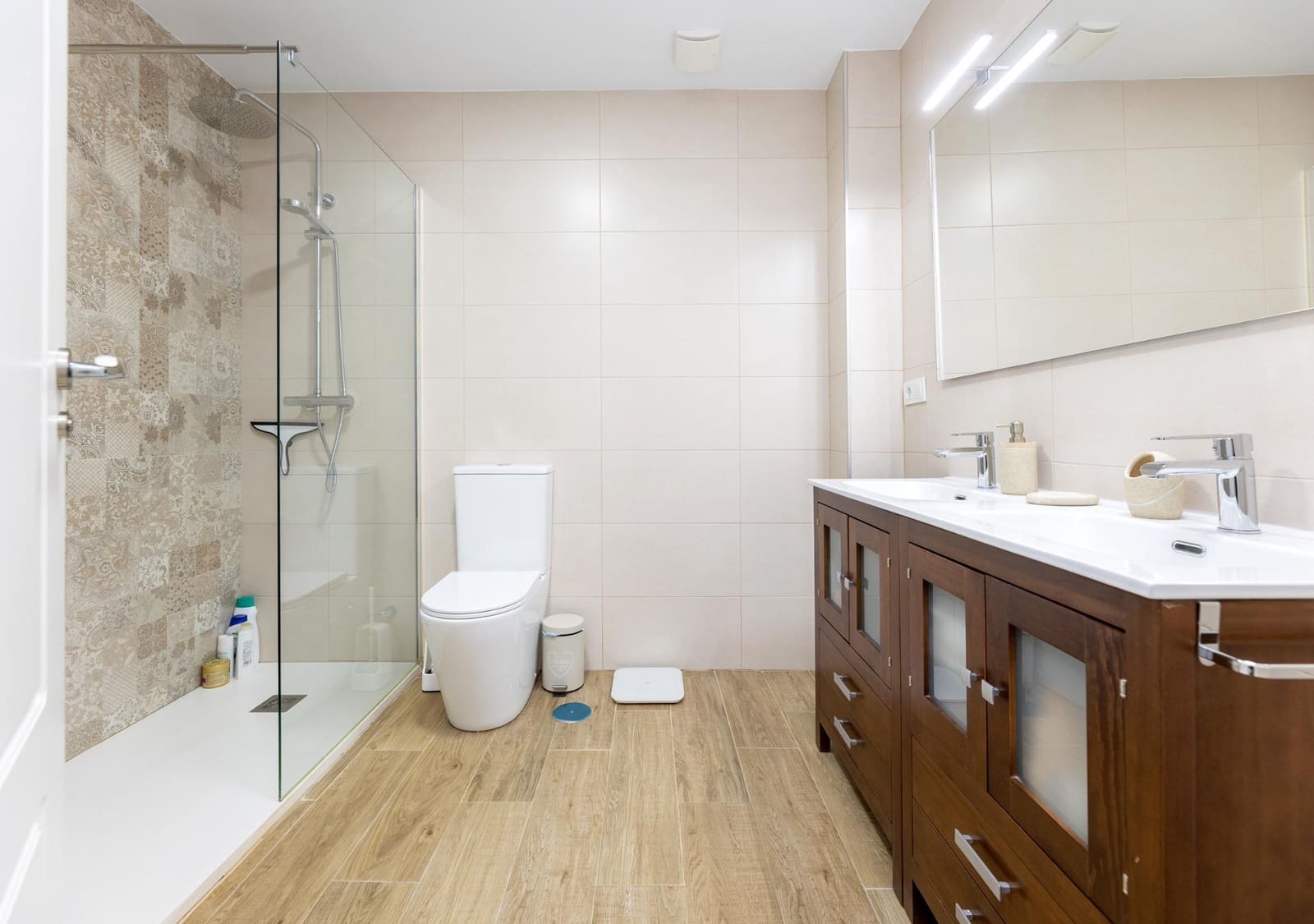 4 Zimmer Haus zu verkaufen in Granada Stadt - 465.000 € (Ref: 9470611)