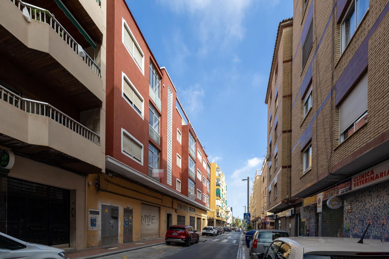 Piso de 4 habitaciones en Motril en venta - 115.000 € (Ref: 9474323)