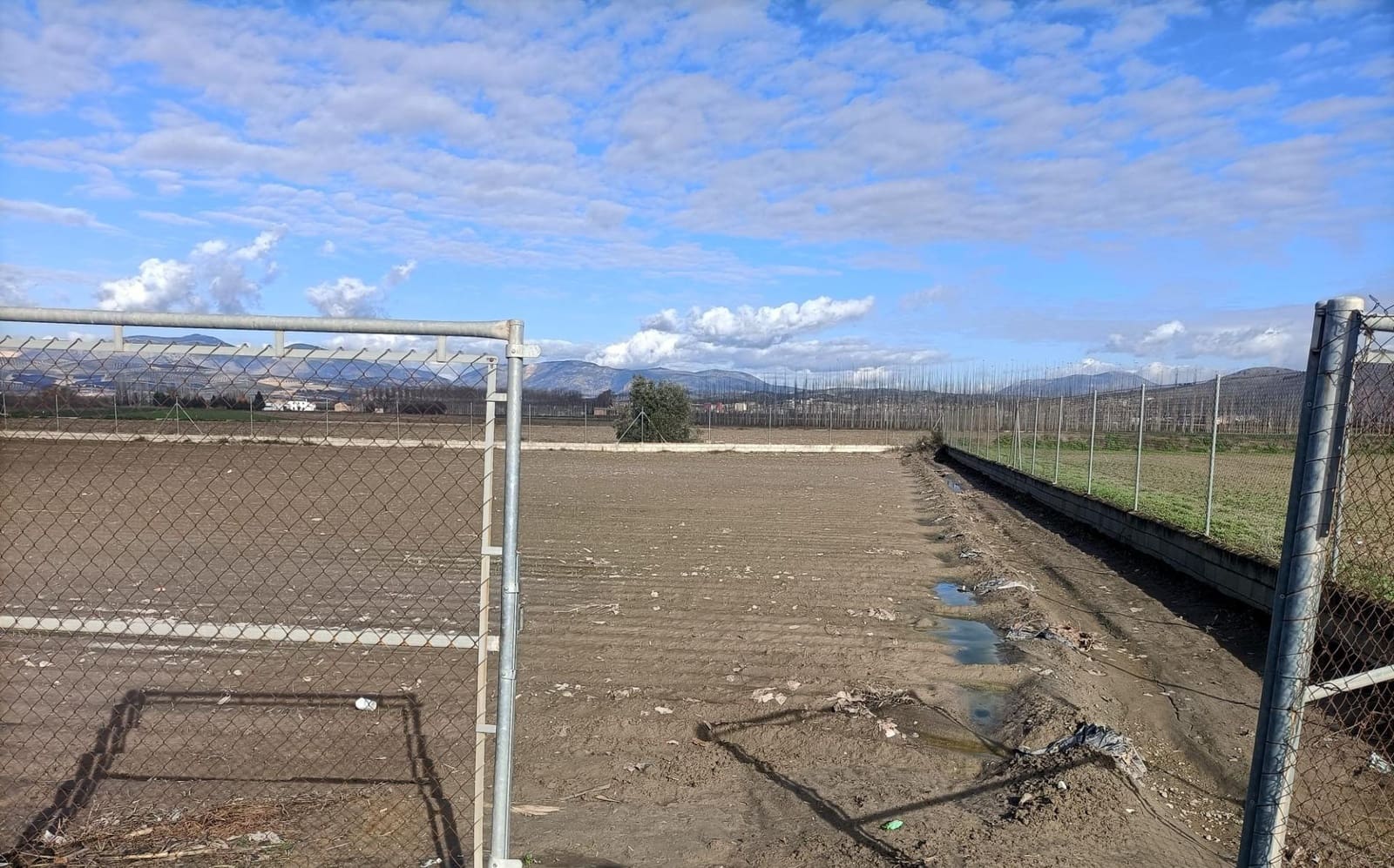 Undeveloped Land for sale in Fuente Vaqueros - € 100,000 (Ref: 9491630)