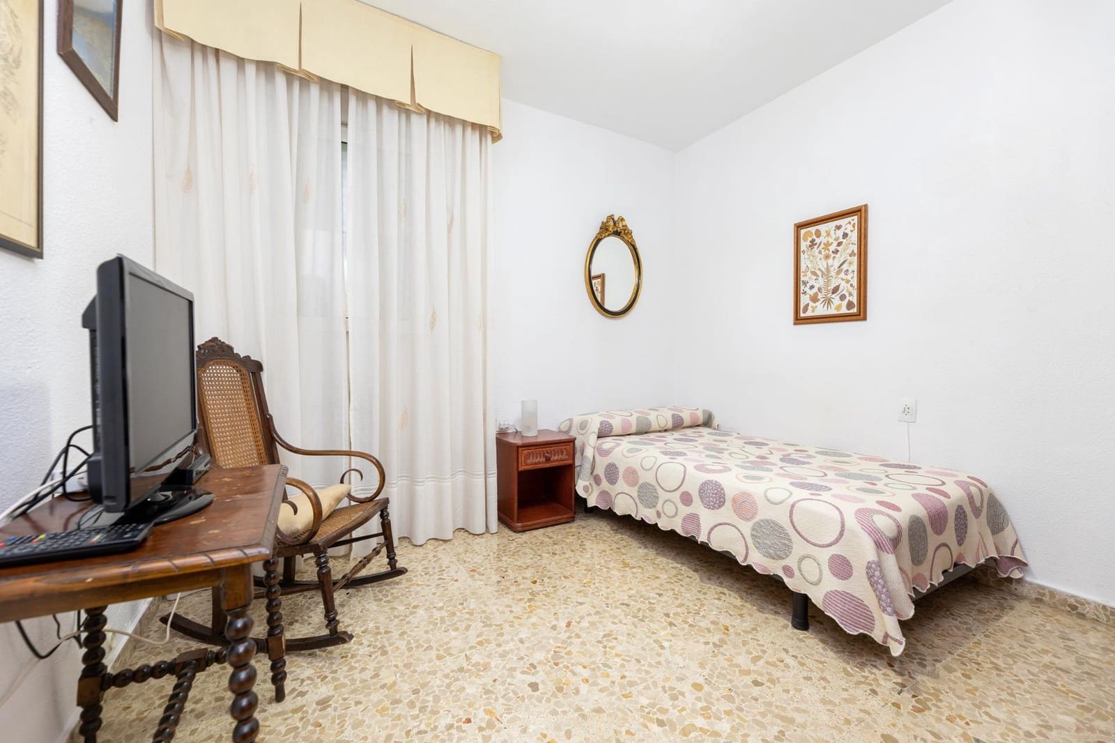 5 sovrum Lägenhet till salu i Granada stad - 420 000 € (Ref: 9533951)