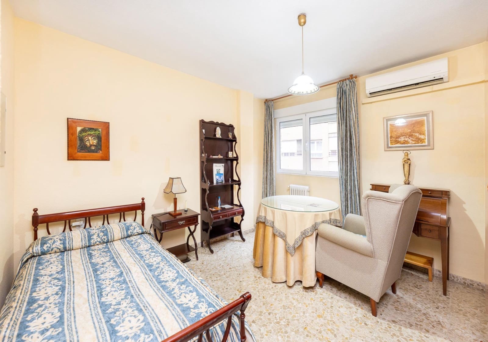 5 sovrum Lägenhet till salu i Granada stad - 420 000 € (Ref: 9533951)