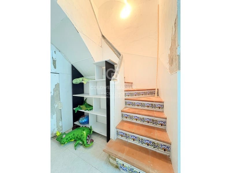 Townhouse for sale in Castello de la Plana - € 175,000 (Ref: 10005323)
