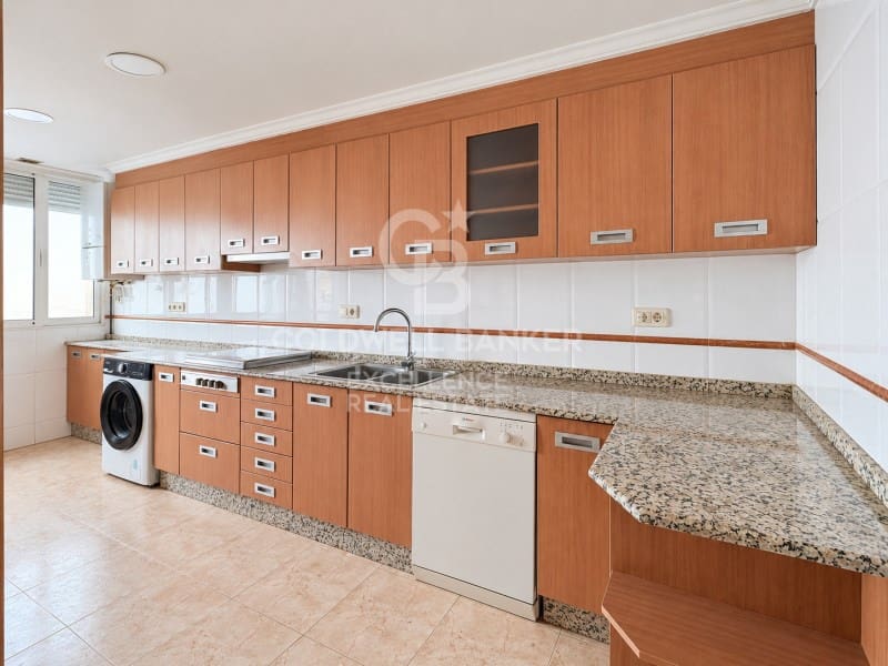 4 Zimmer Wohnung zu verkaufen in Valencia Stadt - 465.000 € (Ref: 10102229)